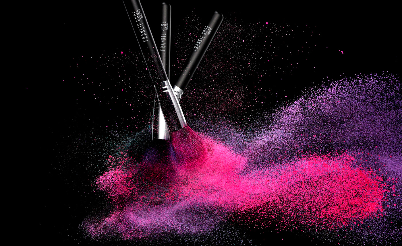 cosmetic_fr-brushes-3up